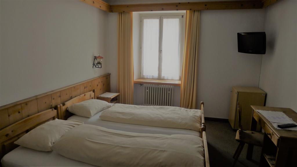 Poschiavo Suisse Hotel Quarto foto